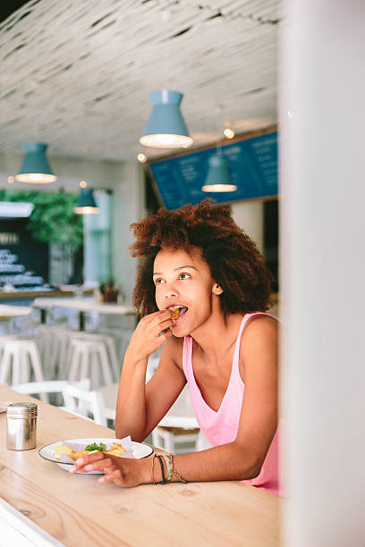 istock Woman in Seafood restaurant 486417293