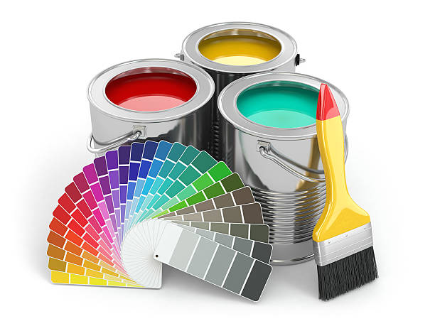 latas de tinta de cor com a paleta e o pincel. - home decorator house painter color swatch paint imagens e fotografias de stock