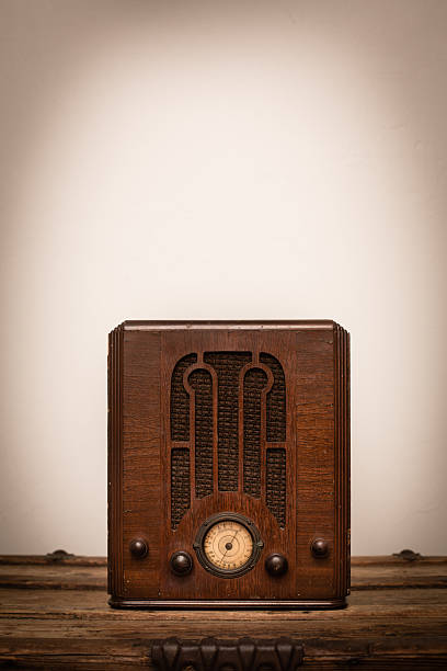 1930 de art déco tubo de rádio, com espaço para texto - 1930s style radio retro revival old fashioned imagens e fotografias de stock