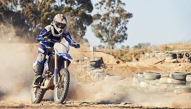 istock Don't look back; Leave it all on the track 486442097