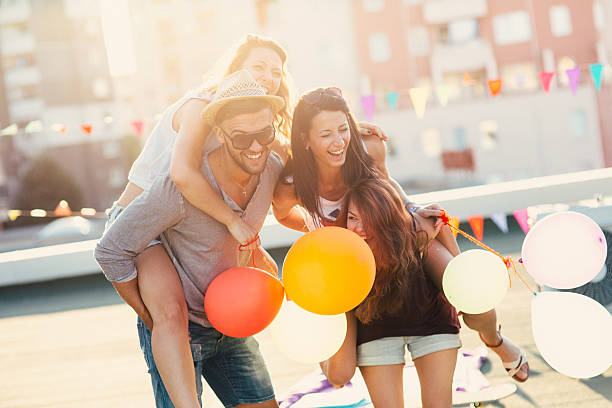 istock Piggyback on the roof 486451760