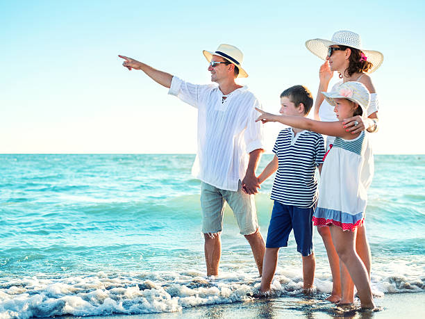 istock Family on the Beach 486479664
