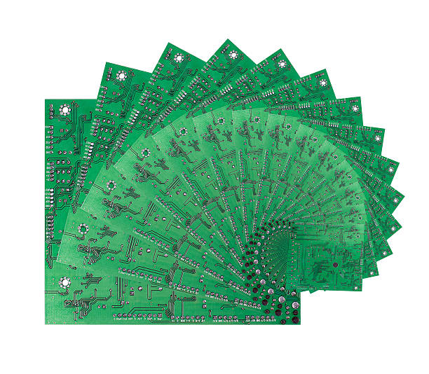 set di schede a circuito stampato su sfondo bianco - green bakelite radio foto e immagini stock