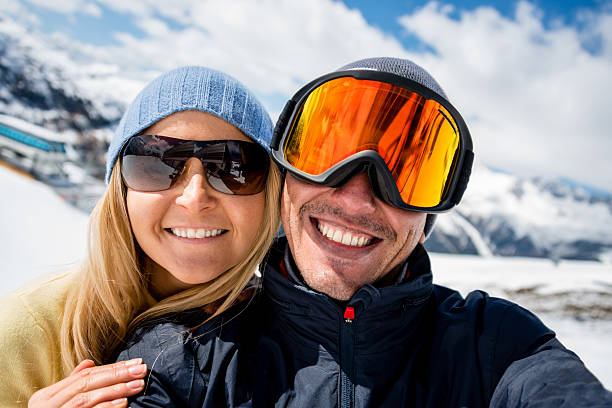 istock Couple on winter holidays 486521751
