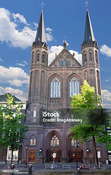 De Krijtberg Kerk De Amesterdão - Fotografias de stock e mais imagens de Amesterdão - Amesterdão, Antigo, Ao Ar Livre