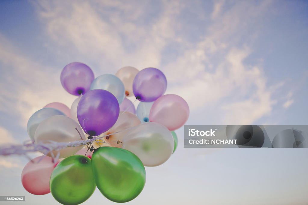 Balões no pôr-do-sol - Foto de stock de Balão - Decoração royalty-free