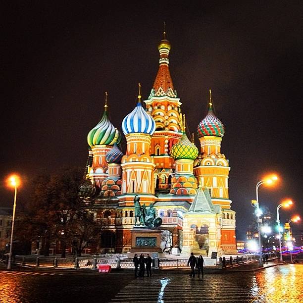 istock The colors of Moscow 486526508