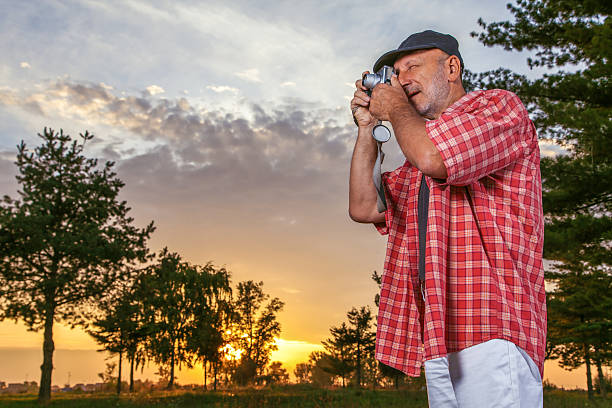 istock Senior Photographer In Nature. 486531922