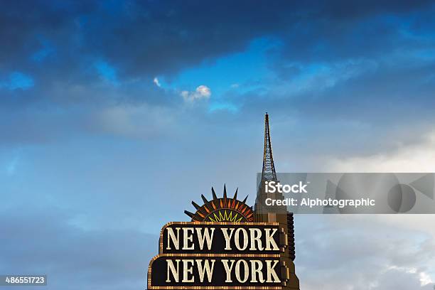 O New York New York Hotel - Fotografias de stock e mais imagens de Ao Ar Livre - Ao Ar Livre, Arte, Cultura e Espetáculo, Atuação