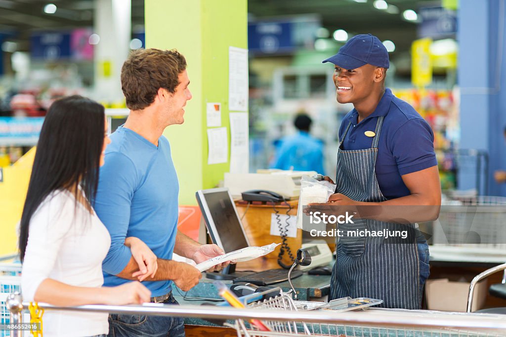 Paar im Baumarkt Kasse - Lizenzfrei Baumarkt Stock-Foto