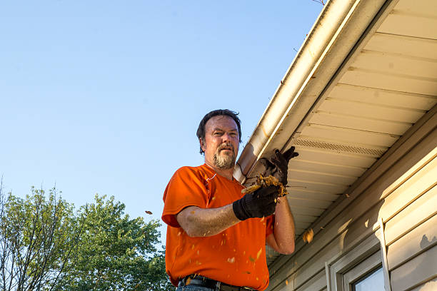 istock Cleaning Gutters On A Hot Day 486566136