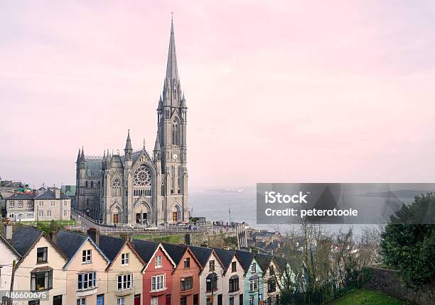 Cattedrale Di San Coleman Cobh Al Tramonto - Fotografie stock e altre immagini di Città di Cork - Città di Cork, Titanic, Ambientazione esterna