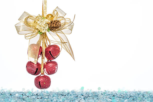 rojo "jingle bells" lujo, cinta bowknot con nieve - bowknot fotografías e imágenes de stock