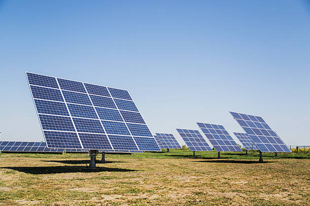 bateria solar - solar power station audio - fotografias e filmes do acervo