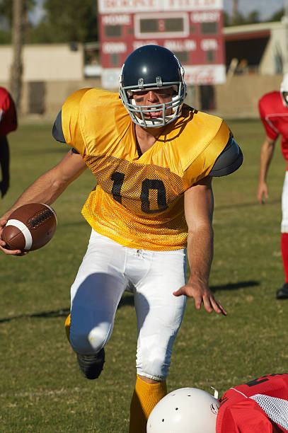 istock Running Football Player 486650527