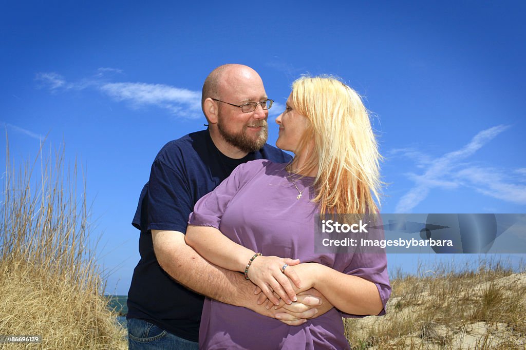 Pareja en el amor - Foto de stock de 35-39 años libre de derechos