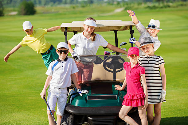 kids golf de compétition - golf hobbies happiness cheerful photos et images de collection
