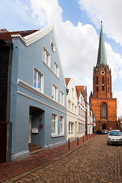 istock Buxtehude, church and historic facades 486736092