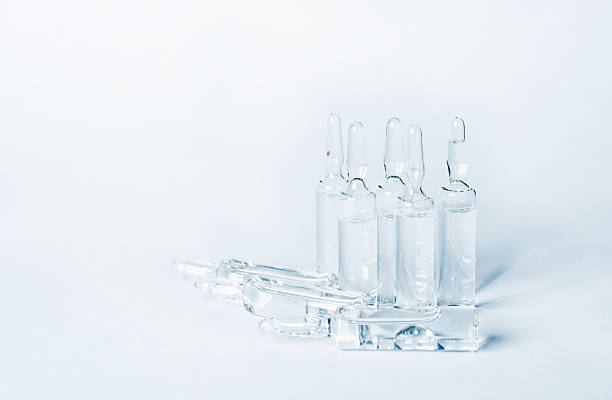istock Break-seal glass ampoule set with liquid medicine 486736426