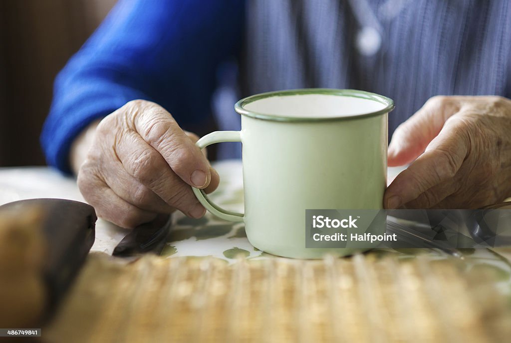 Alte Frau in der Küche - Lizenzfrei Aktiver Senior Stock-Foto