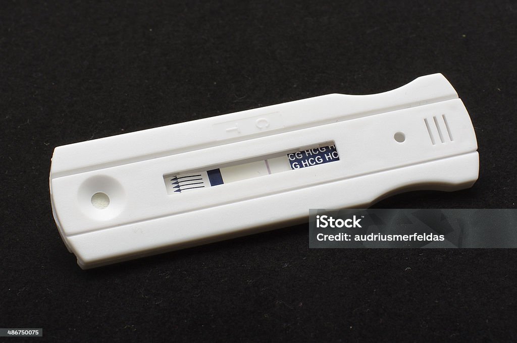 test di gravidanza negativo. - Foto stock royalty-free di Accudire