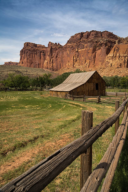 istock Capital Reef Barn with Fence Vertical 486751252