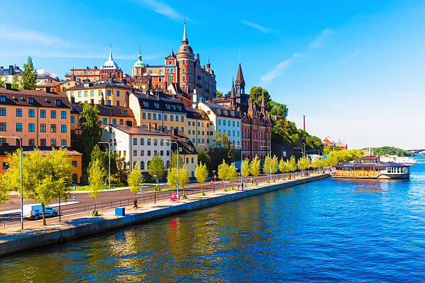 città vecchia di stoccolma, svezia - stockholm foto e immagini stock