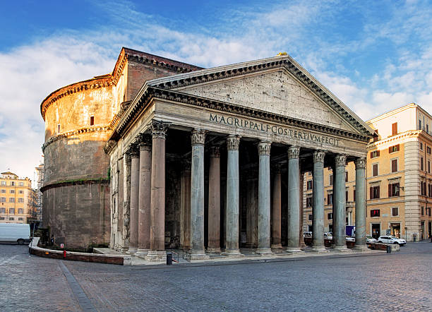 rome-piazza de la rotonda y panteón en la mañana - ancient rome rome fountain pantheon rome fotografías e imágenes de stock