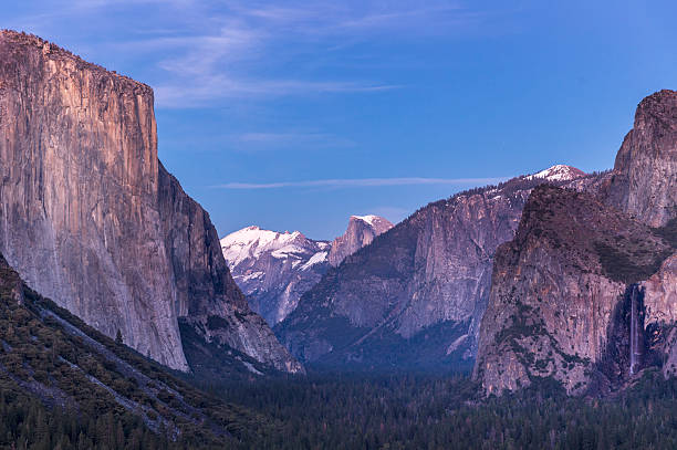 istock Inspiration Point in Yosemite National Park 486768587
