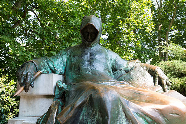 istock Anonymous chronicler - Anonymus statue - Budapest 486803642