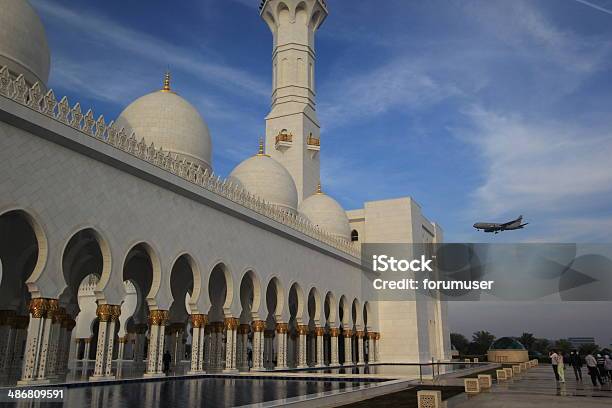 Photo libre de droit de Grande Mosquée banque d'images et plus d'images libres de droit de Abou Dhabi - Abou Dhabi, Arabie, Capitales internationales