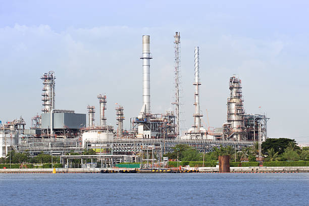 istock Oil Terminal along the river 486827730