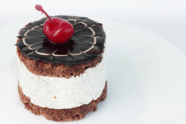 istock Gentle cream dessert with cherries 486857839