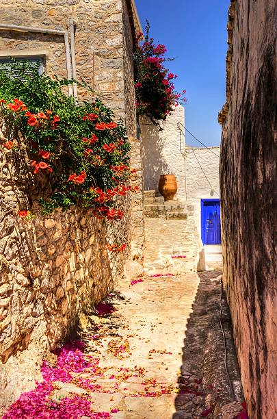 istock Greek island alley 486868742