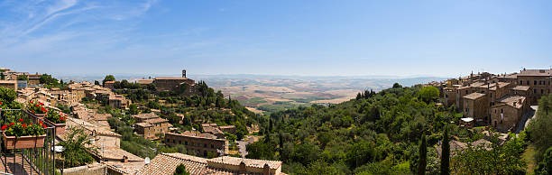 istock Landscape near montalcino, Tuscany, Italy 486879110