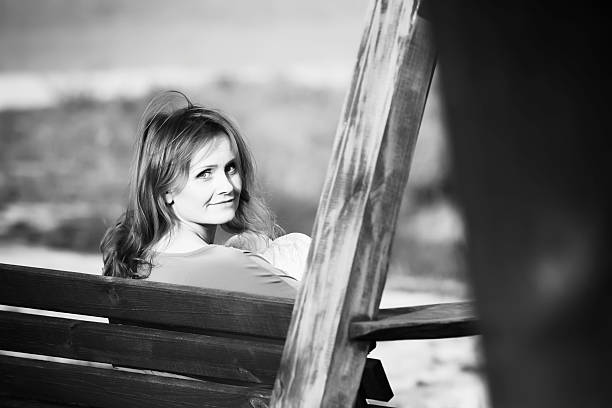 woman posing in the summer afternoon in the countryside