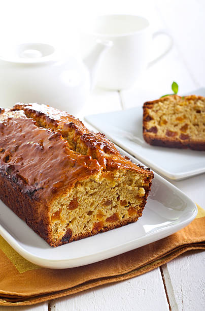 istock Marmalade and apricot tea bread 486882240