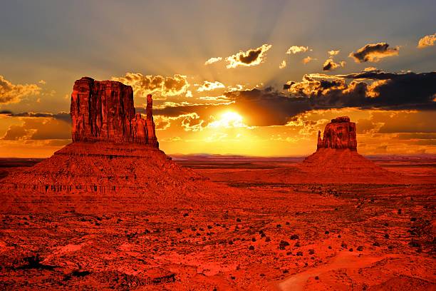 istock Arizona sunrise at Monument Valley, USA 486883413