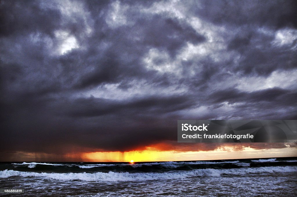 Wolken und sunrise - Lizenzfrei Abenddämmerung Stock-Foto