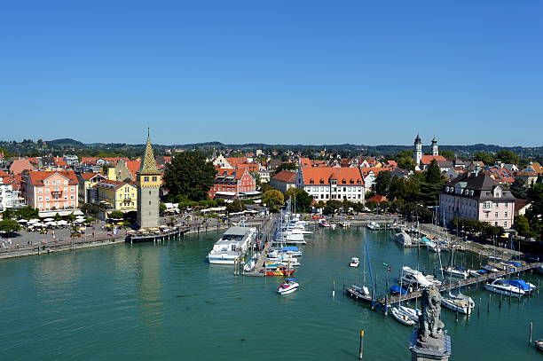 istock Historic Harbour of Lindau 486898410