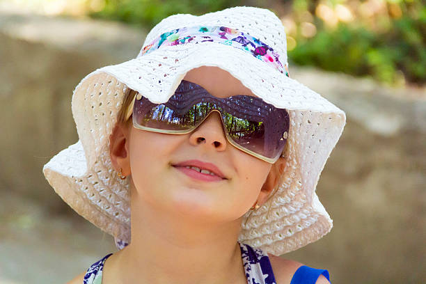 istock Cute girl in sunglass 486937762
