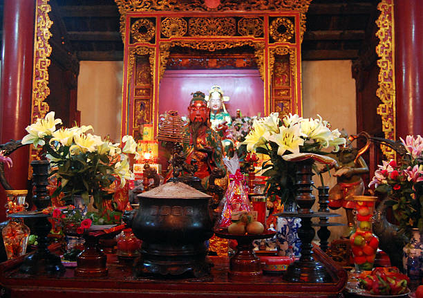 하나님 in ngoc son 관자놀이, hanoi vietnam - emperor jade pagoda 뉴스 사진 이미지