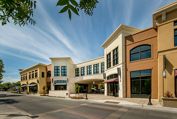 Mixed Use Commercial Building Exterior Commercial building with restaurants and retail on ground floor, office space above. shopping centre stock pictures, royalty-free photos & images