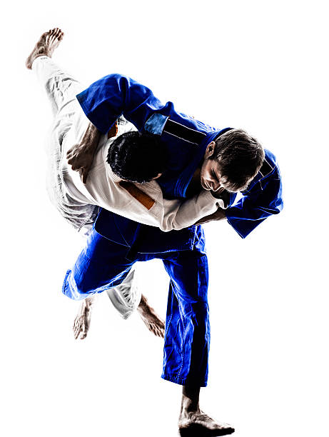 silhouettes de boxeurs combats judokas hommes - judo photos et images de collection