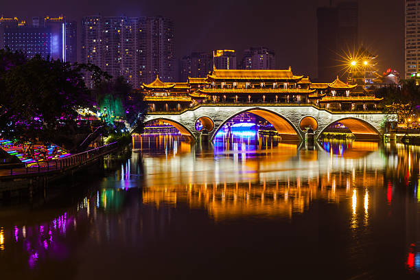 istock Night view of Anshun Bridge in Chengdu 486990478