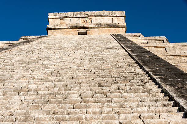 istock Mayan Kukulkan Pyramid in Chichen Itza, Mexico -XXXL 486997005