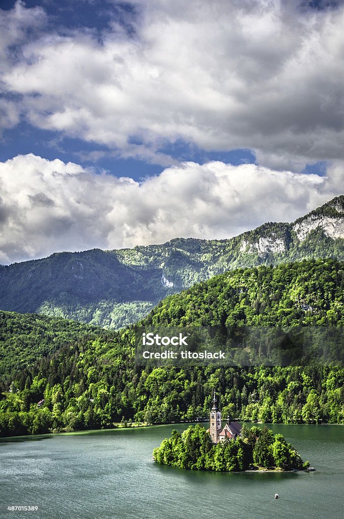 Igreja da Assunção da acima-Lago Bled - Royalty-free Alpes de Julian Foto de stock