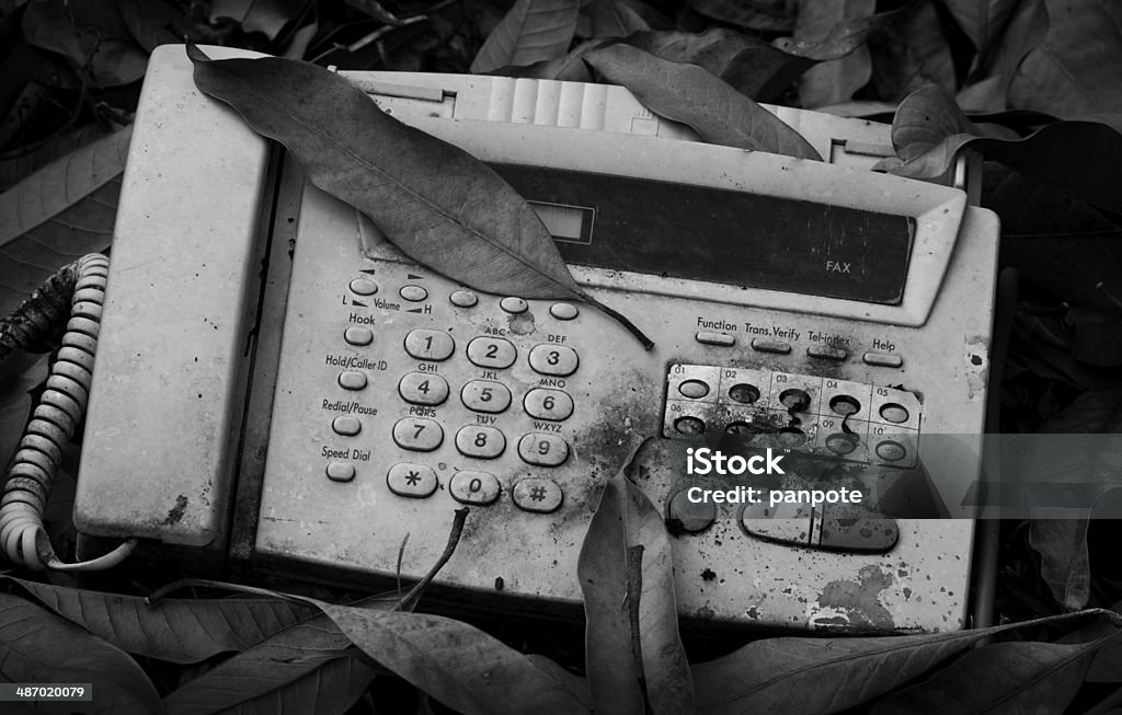 Vieja máquina de fax - Foto de stock de Máquina de fax libre de derechos
