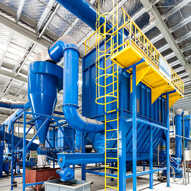 istock Industrial zone, Steel pipelines 487020547