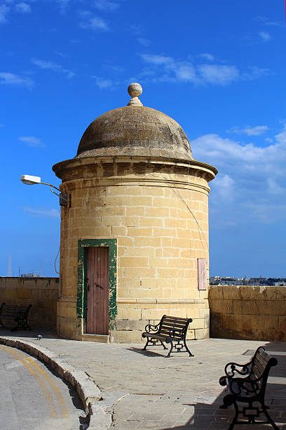 malta - jetty mediterranean countries pier water zdjęcia i obrazy z banku zdjęć